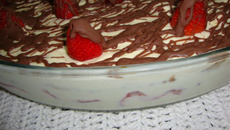 Sobremesa deliciosa de morango