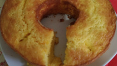 Bolo de milho com iogurte