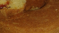 Bolo simples com goiabada