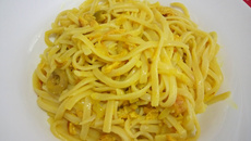 Macarrão al dente com frango e queijo minas