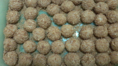 Brigadeiro de chocolate branco com coco queimado