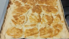 Empadão de frango delicioso.