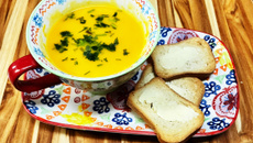 Sopa de cenoura com laranja