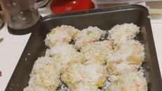 Nuggets de legumes com molho cremoso vegano