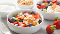 Frutas com Granola