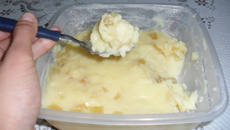 Gelado de abacaxi