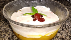 Gelado de abacaxi com Flan