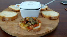 Bruschetta de beringela deliciosa