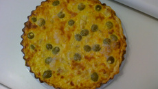 Quiche de frango com tomate seco