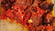 Acém com polenta delicioso