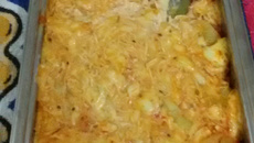 Batata ao molho de frango com queijo e requeijão