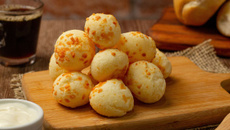 Pão de queijo mineiro
