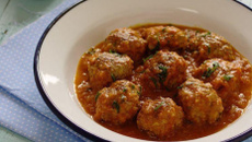 Almôndega de carne moída com aveia