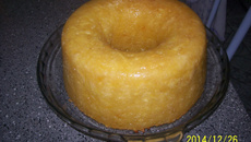 Bolo de macaxeira ou aipim com calda