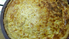 Quiche de provolone e peito de peru