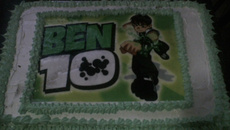 Bolo de aniversário colorido