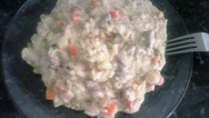 Risoto de carne com legumes