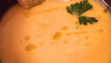 Sopa leve de abóbora