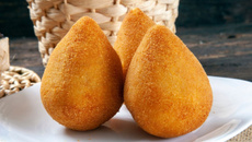 Coxinha tradicional de frango