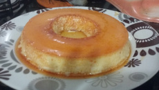 Pudim na panela de arroz elétrica