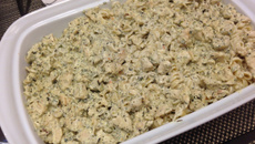 Macarrão com ervas finas e frango