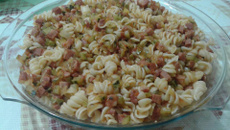 Fusilli com abobrinha e calabresa