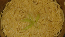 Macarrão ao alho e óleo prático