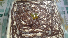 Doce de uva com brigadeiros