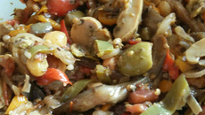 Berinjela de forno para comer como antepasto