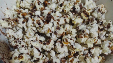 Pipoca doce de chocolate