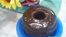 Bolo de chocolate fácil, delicioso e super fofinho