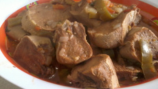 Língua bovina ao molho