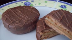 Alfajor de doce-de-leite à Laura