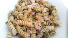 Macarrão ao alho cremoso