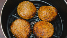 Hambúrguer na air fryer