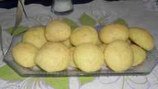 Pão de queijo fácil