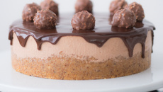 Torta mousse crocante de Ferrero Rocher