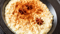 Arroz doce com leite em pó sem açúcar adicionado que ainda fica docinho