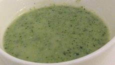 Sopa creme de brócolis