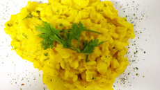 Risoto de açafrão, palmito e alho-poró