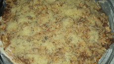 Macarrão parafuso à dois molhos