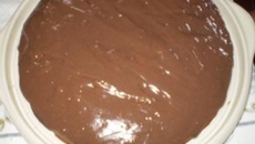 Bolo de chocolate brigadeiro