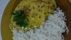 Salmão ao molho de maracujá