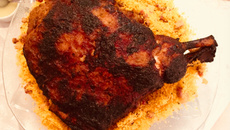 Pernil suíno semi-desossado na cerveja