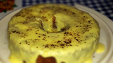 Bolo de milho com recheio de creme de milho