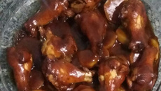 Coxinha da asa com molho barbecue