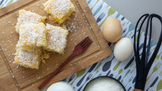 Bolo de milho cremoso com coco