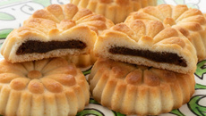 Biscoito recheado de brigadeiro