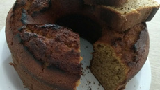 Bolo de cenoura e nozes