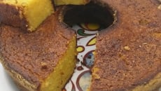 Bolo de fubá com laranja
